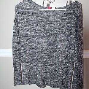 H&M heather grey top